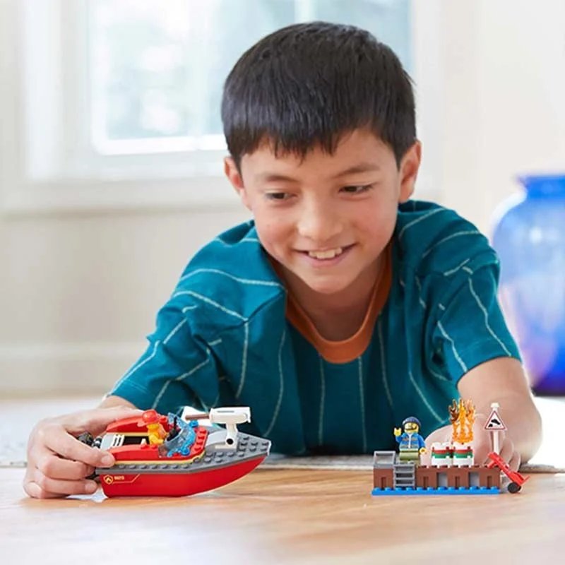 Lego City Llamas en el Muelle