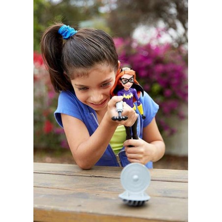 DC Super Hero Girls Muñeca Batgirl y su Batlanzado