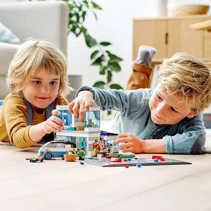 LEGO City Moderna casa familiar