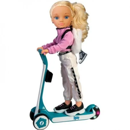 Nancy Un Día con mi Patinete Nancy Un Día con mi Patinete