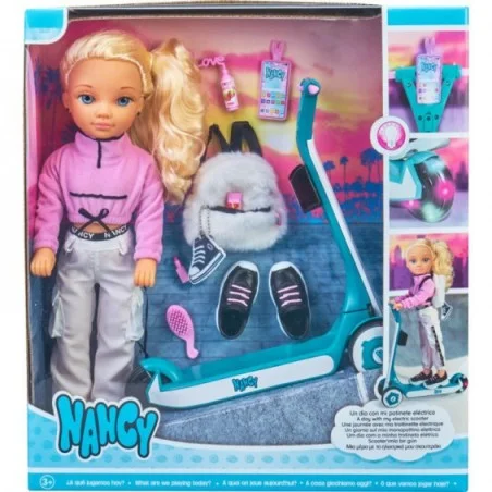 Nancy Un Día con mi Patinete Nancy Un Día con mi Patinete