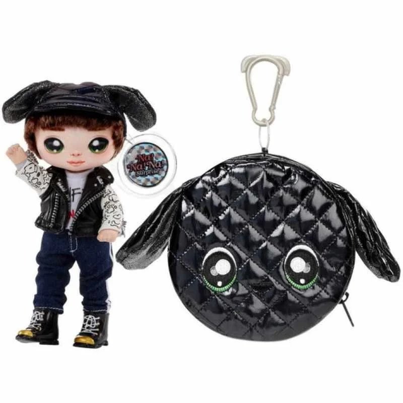 Na! Na! Na! Surprise Maxwell Dane