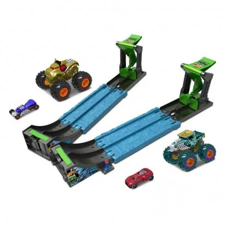 Hot Wheels Pista Roarin Rumble Monster Trucks