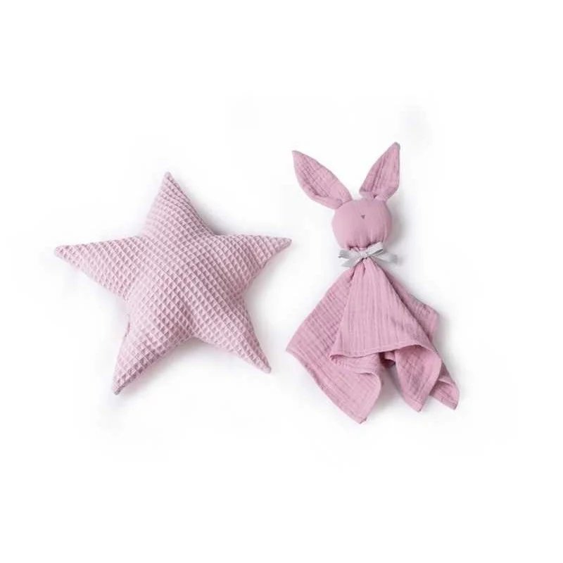 Muñecas Antonio Juan Recién Nacida con Dou Dou Conejito